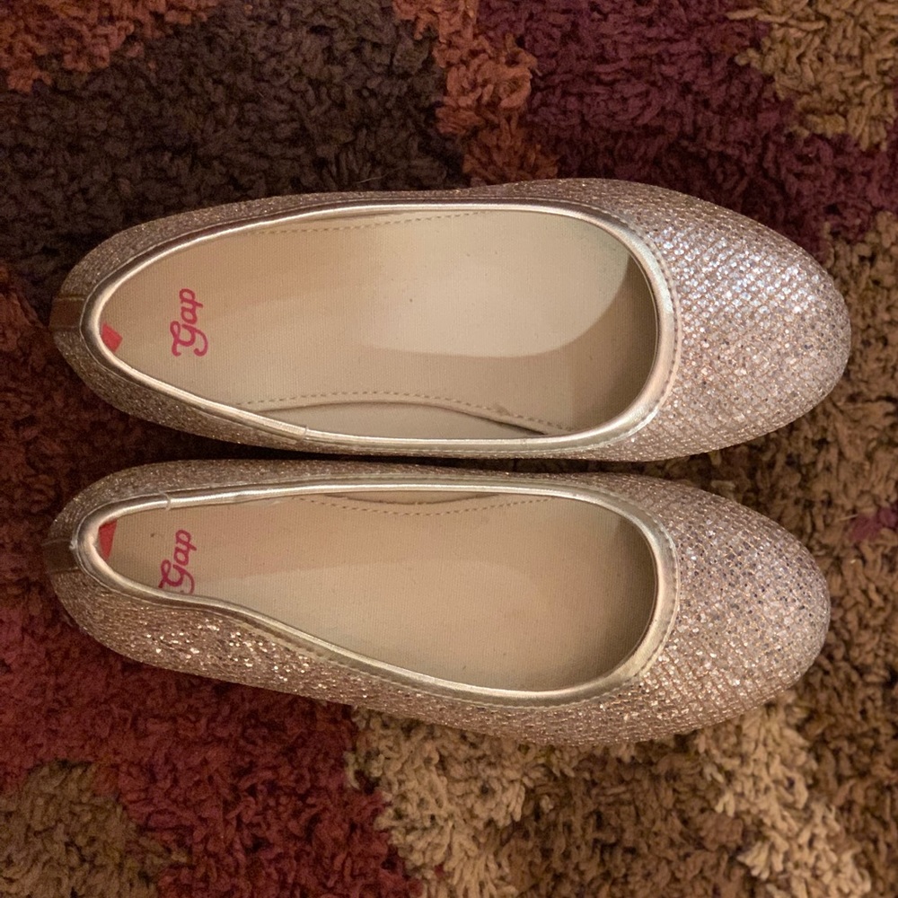 Gap ballet flats
